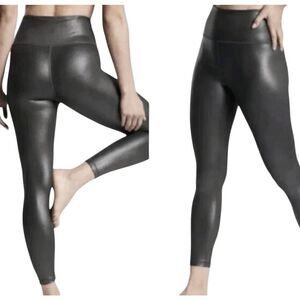 ATHLETA Elation Ultra High Rise Tight Size MT